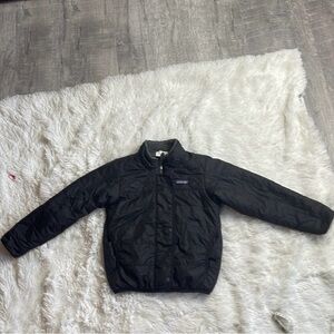 Patagonia Girls Reversible Black Jacket